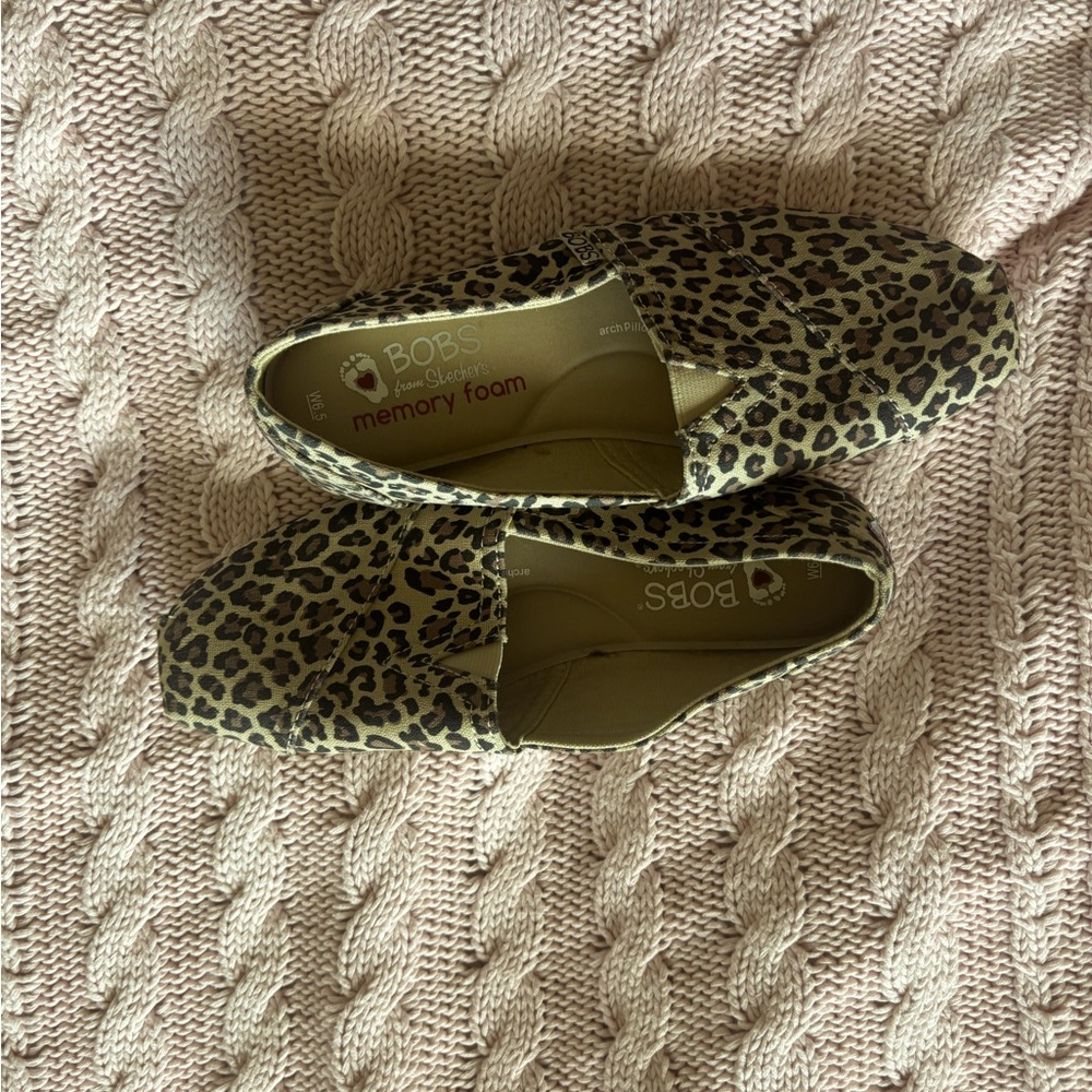 Cheetah print Bobs